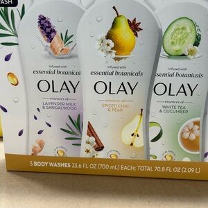New! Olay Essential Botanicals Body Wash 23.6 fl oz, 3-pack Skin Soft NIB!!2025